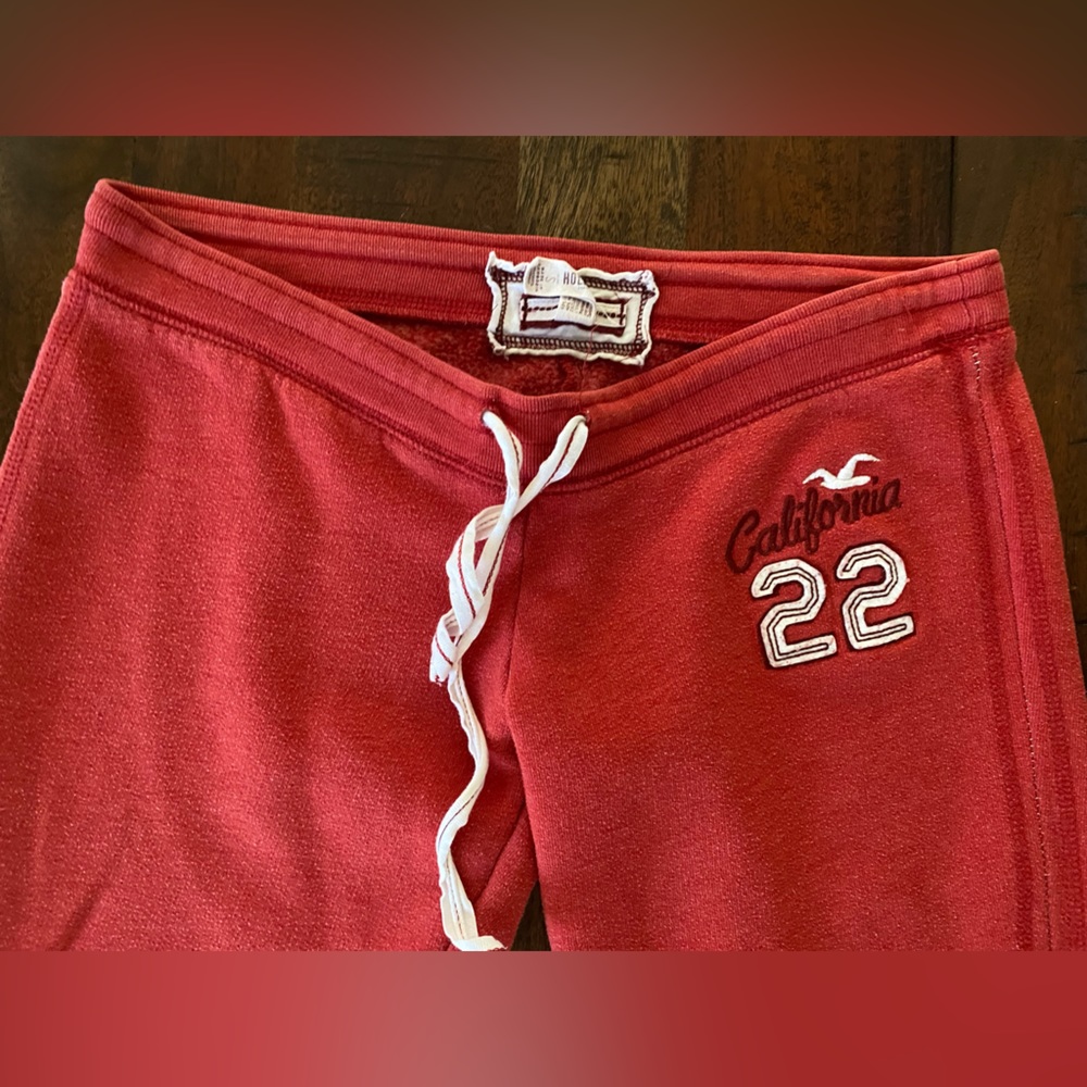 Hollister, Women’s, Juniors, Capris, Red, Size S - Picture 2 of 5